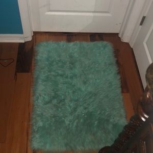 A doormat rug for bedroom